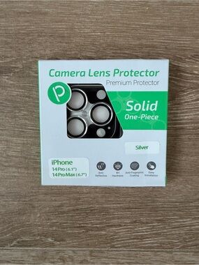 NWT Loopy Case Camera Lens Protector - Silver for iPhone 14 Pro Max